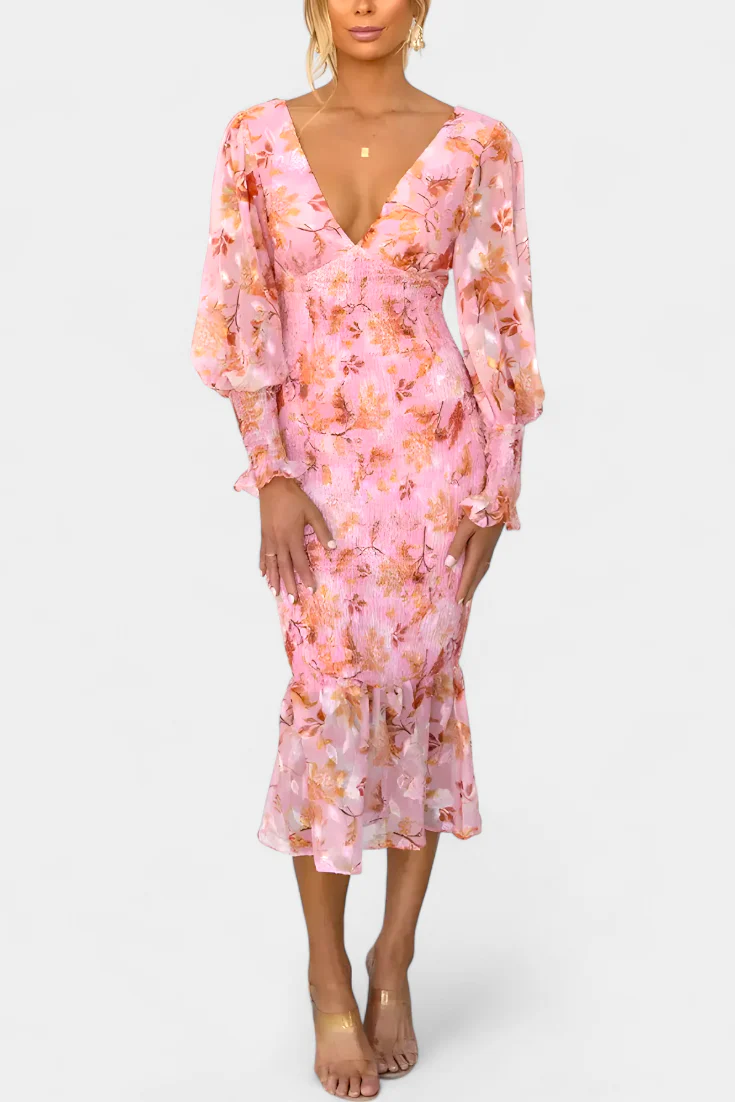 Carly Vestido Floral con Cintura Fruncida y Manga Larga