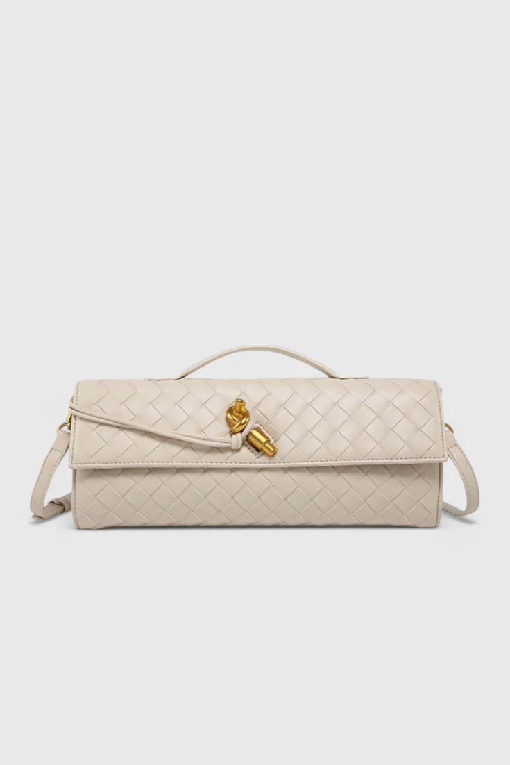 Melanie Clutch con Detalle de Nudo Dorado - Image 10