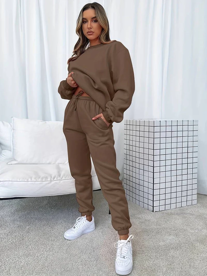 Conjunto de chándal para mujeres - Image 8