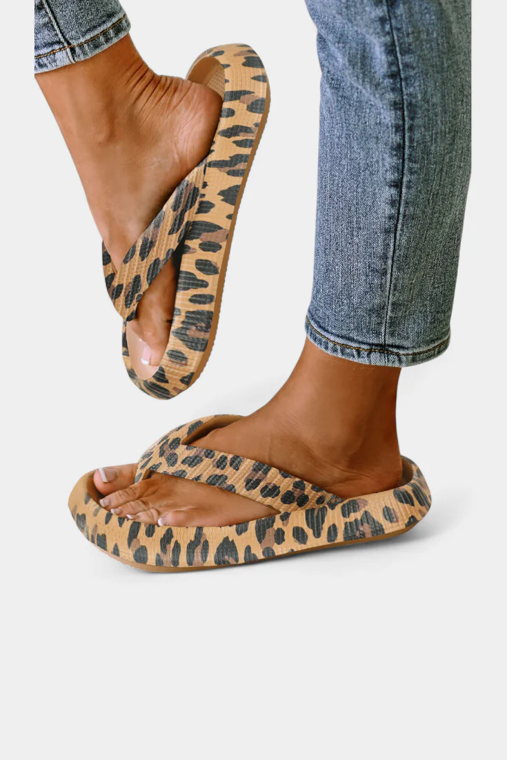 Lola Chanclas de Suela Gruesa con Estampado de Leopardo - Image 5
