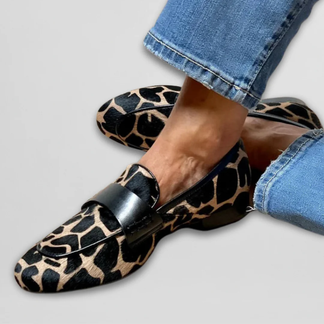 Lucía - Mocasines clásicos con estampado de leopardo - Image 2