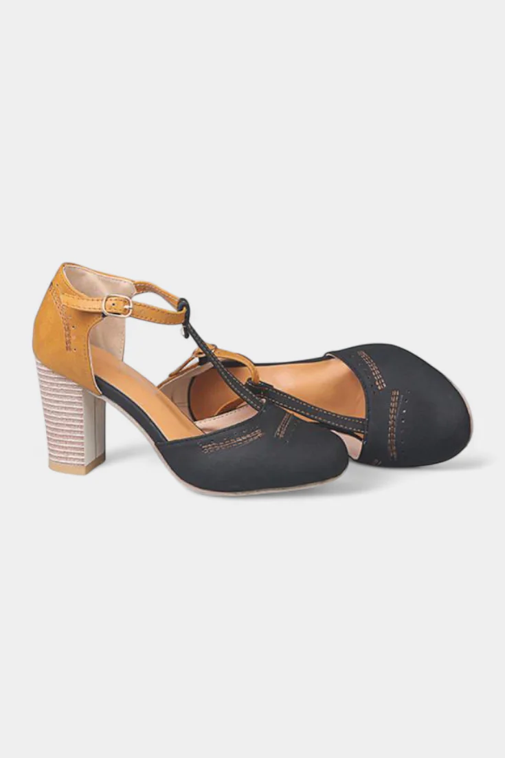 Mira Tacones de Bloque con Correa en T y Detalle Perforado - Image 3