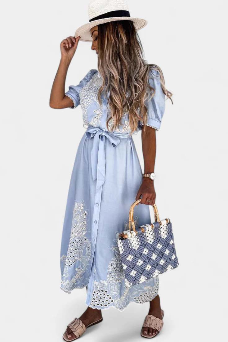 Nerea Vestido Camisero Bordado con Cinturón y Manga Abullonada - Image 2