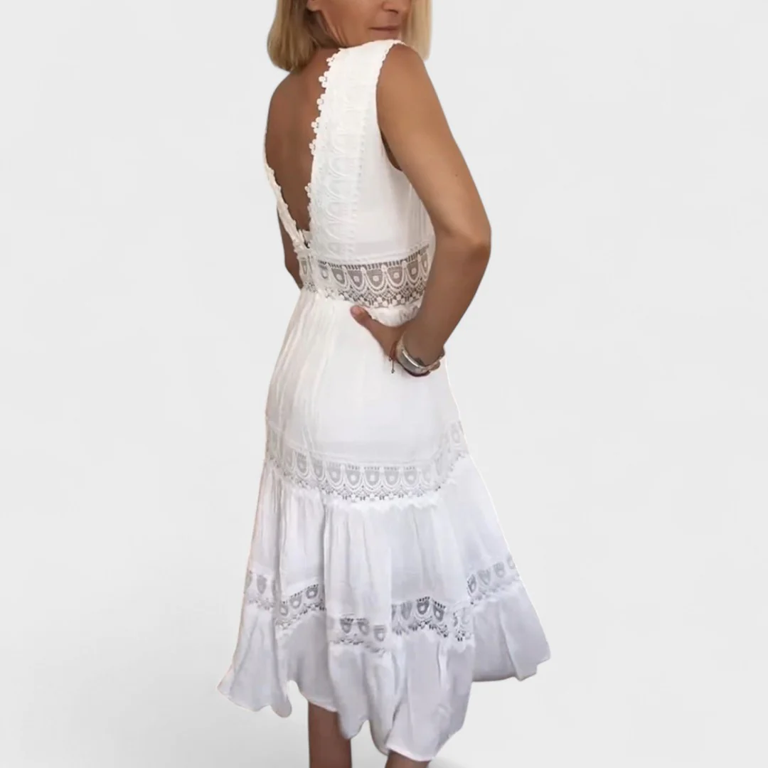 Patricia - Elegante vestido de encaje con cuello en V - Image 6