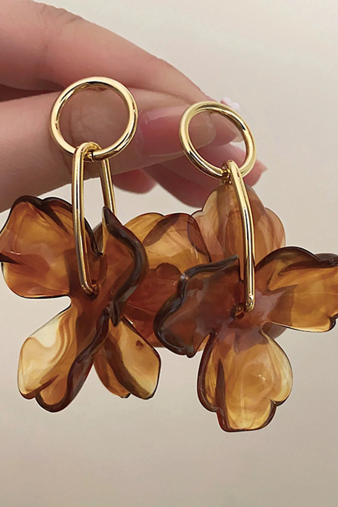 Pendientes con Colgante de Flor - Image 3
