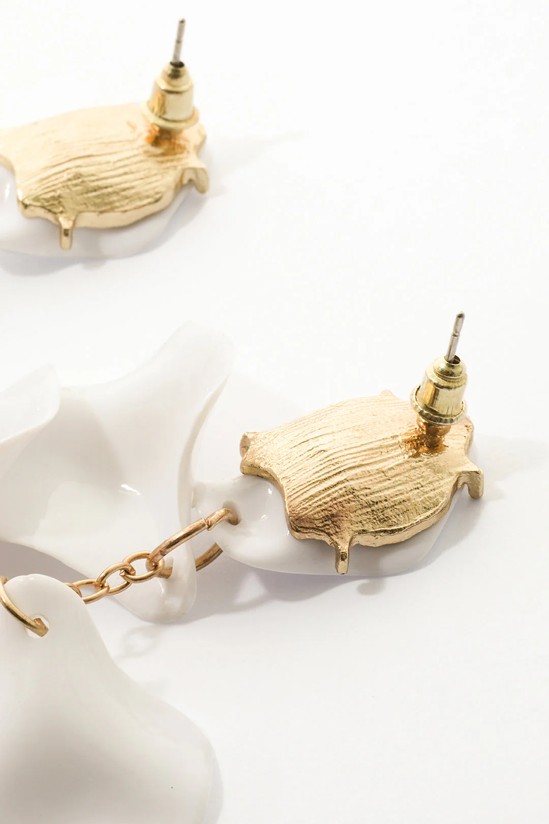 Pendientes de Gotas de Pétalos de Orquídea - Image 4