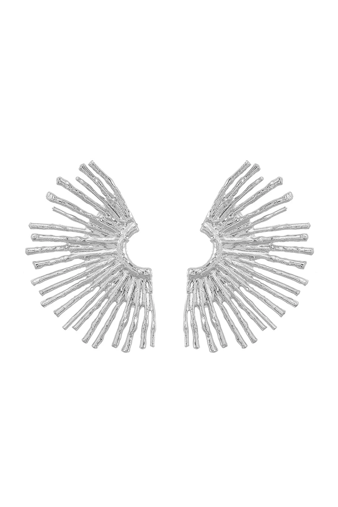 Pendientes de metal con borde ondulado - Image 4