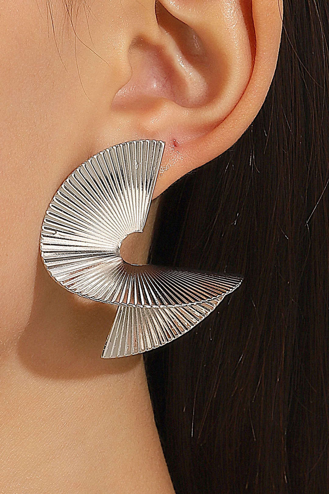 Pendientes de Metal Plisado - Image 4