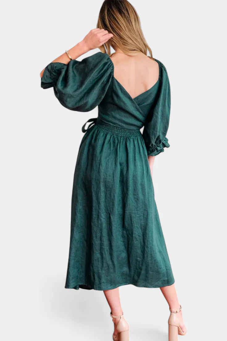 Petra Vestido de Dos Niveles con Cuerpo Fruncido y Mangas Abullonadas - Image 6
