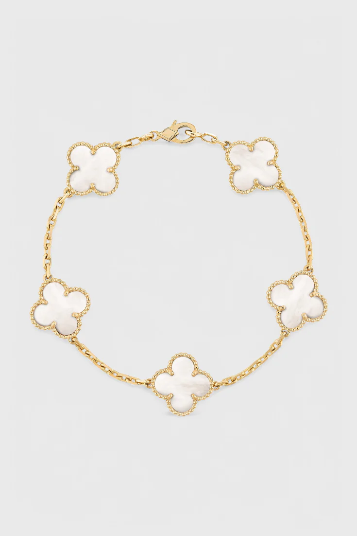 Pulsera con Motivo de Trébol y Elegancia Baño de Oro - Image 6