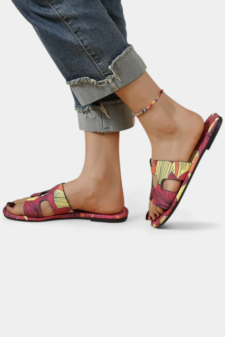 Berenice Sandalias Planas Multicolores con Estampado Tropical - Image 3