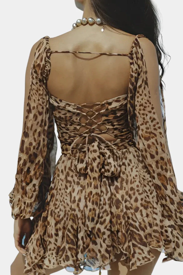 Skylar Vestido Mini con Escote en V y Mangas Ligeras - Image 7