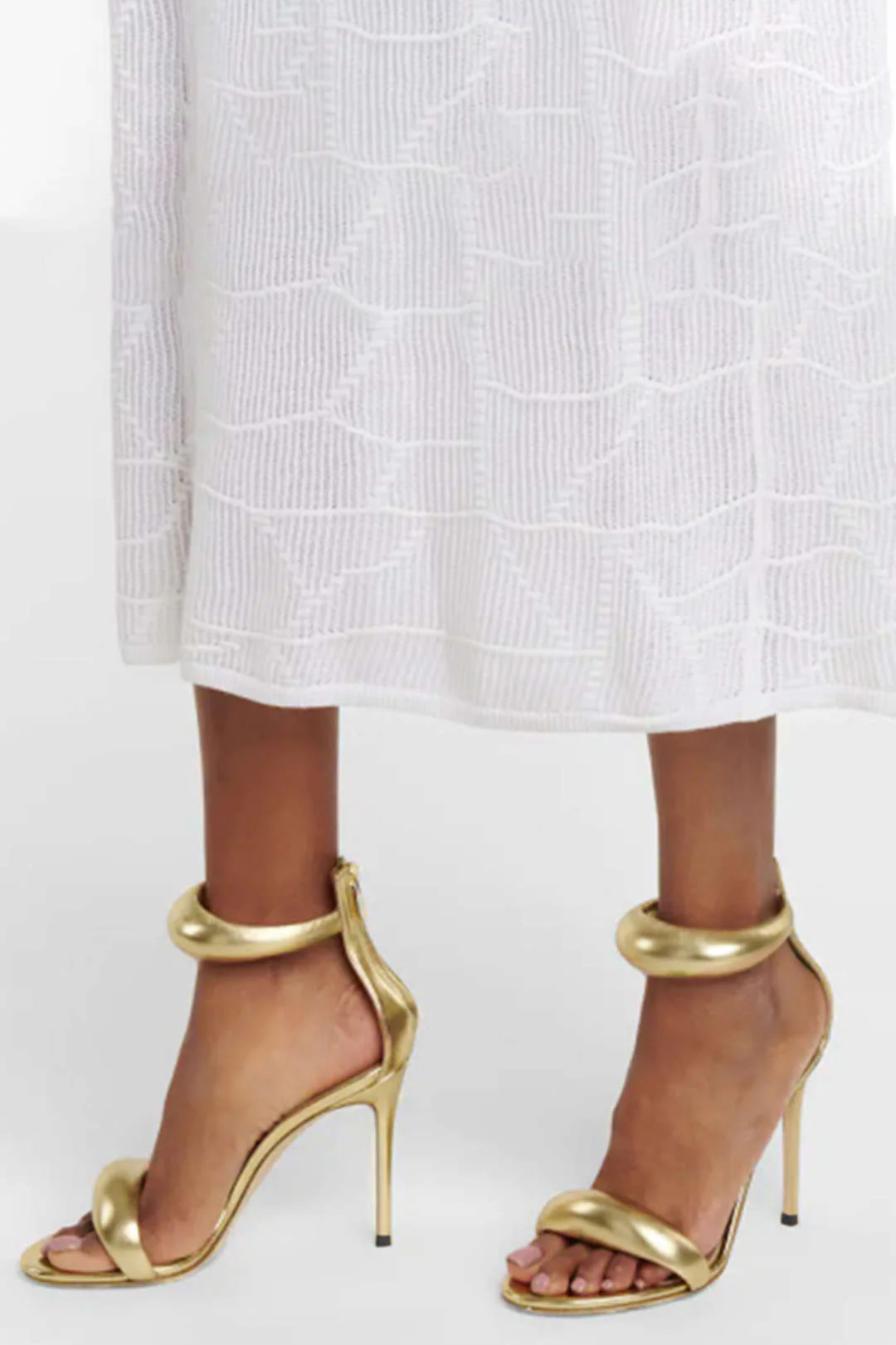 Tacones Altos con Tira en el Tobillo Abiertos Metalizados - Image 2