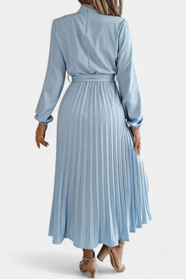 Theresa Vestido con Cuello Alto y Cinturón Plisado - Image 3