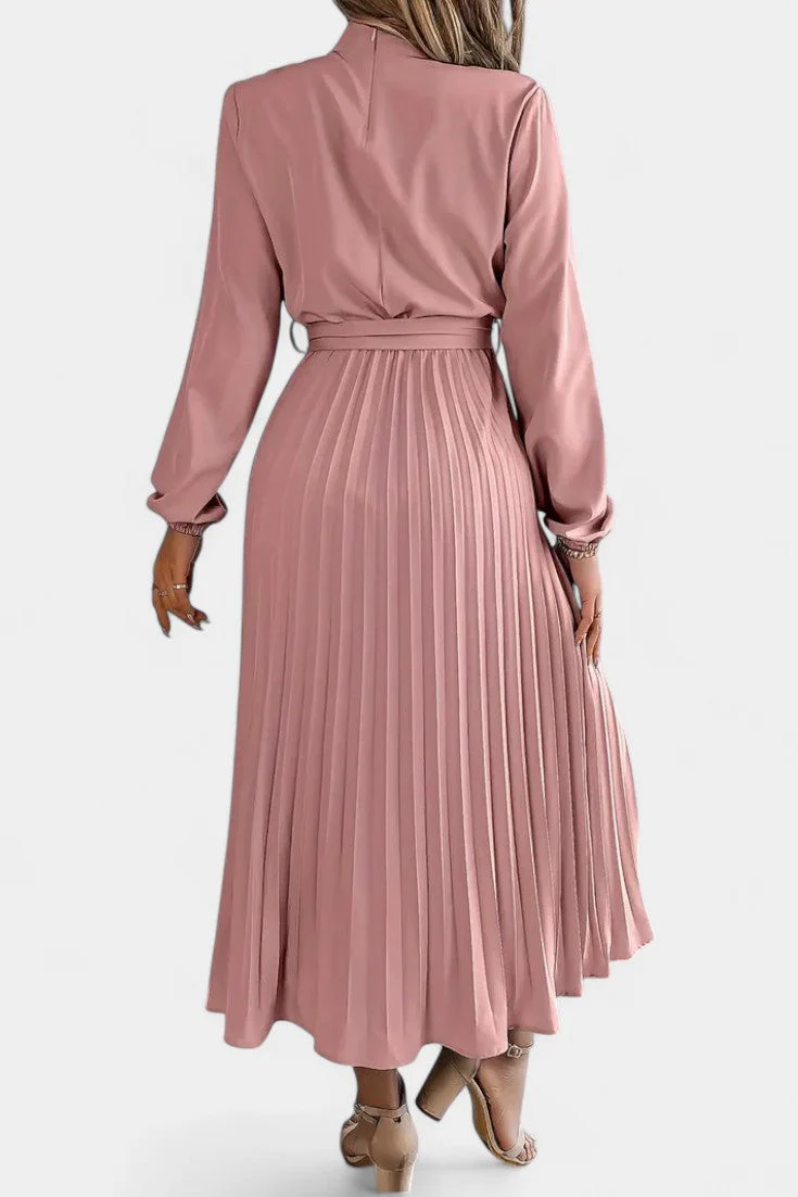Theresa Vestido con Cuello Alto y Cinturón Plisado - Image 6