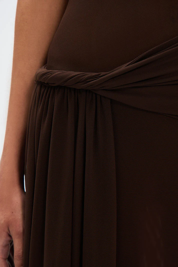 Eranda Vestido Maxi de Malla Drapada Off-Shoulder - Image 4