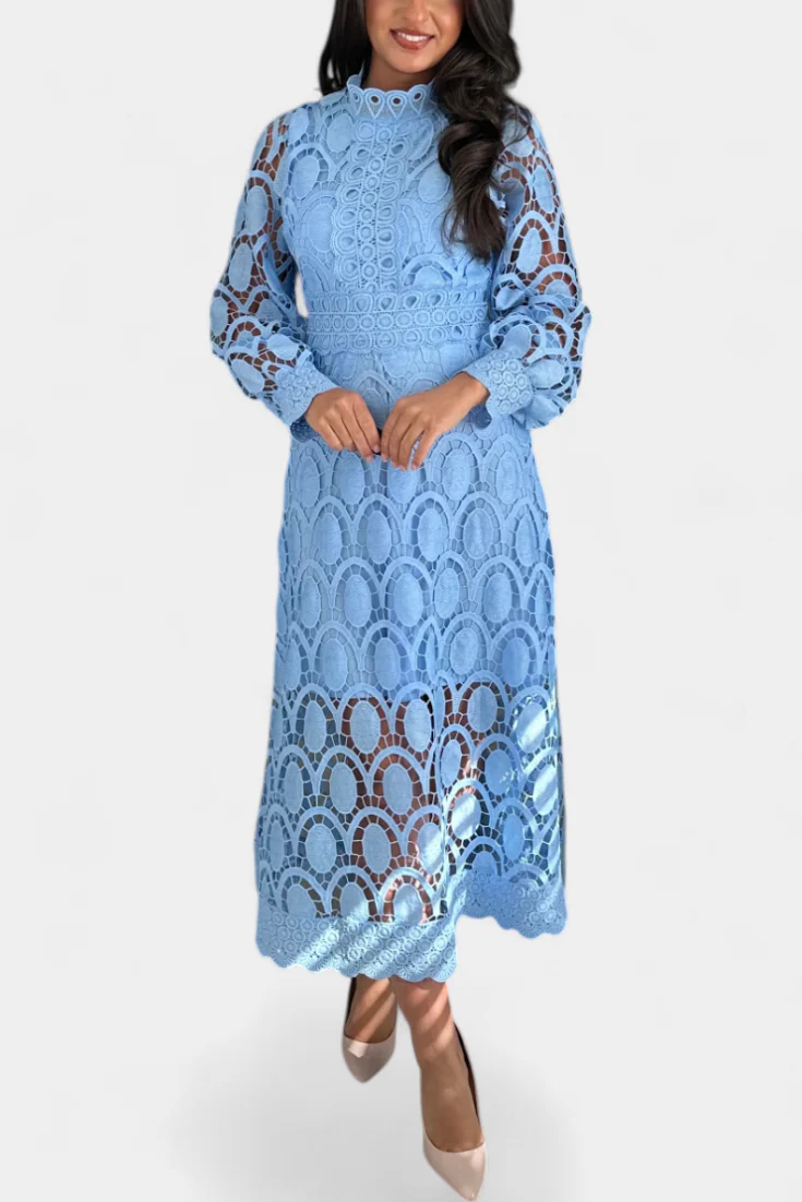 Jovie Vestido Midi de Encaje Bordado con Cuello Alto - Image 12