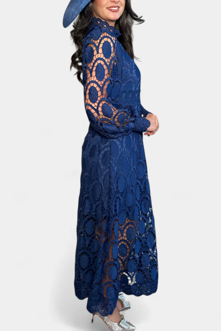 Jovie Vestido Midi de Encaje Bordado con Cuello Alto - Image 3